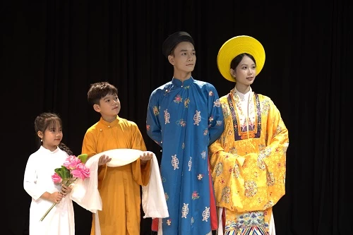 CỔ PHỤC & TRÀO LƯU CHỤP ẢNH NGHỆ THUẬT – KHI GIỚI TRẺ HÓA THÂN VÀO LỊCH SỬ